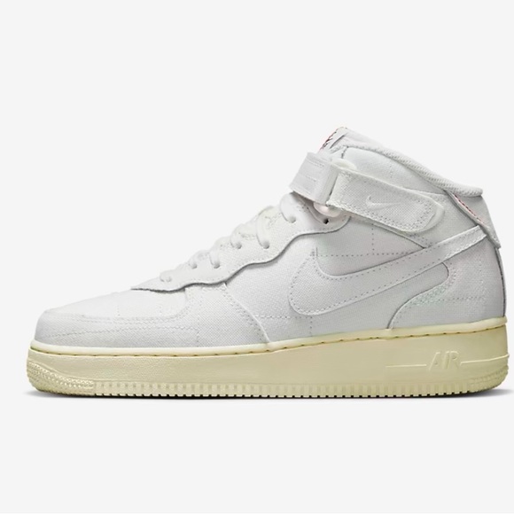 Women's Nike Air Force 1 - Picture 14 of 15